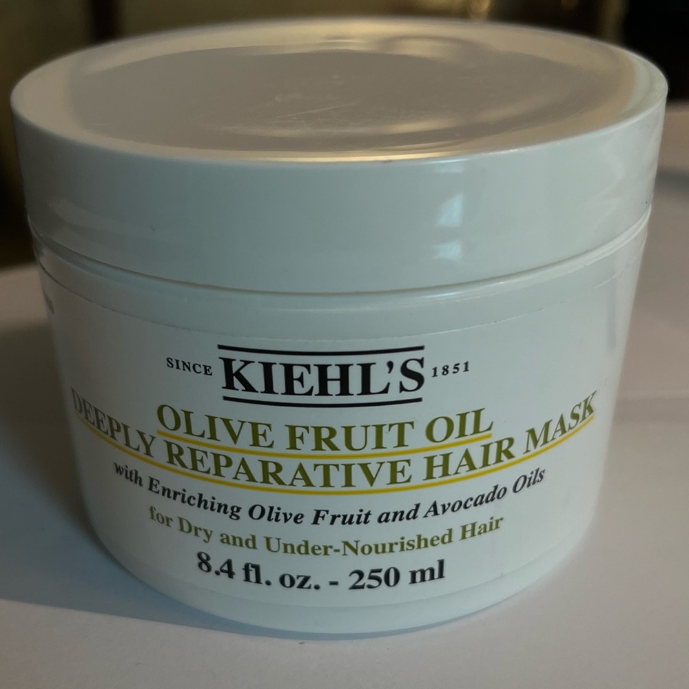 Kiehl’s olive fruit oil Deeply Reparative hair mask